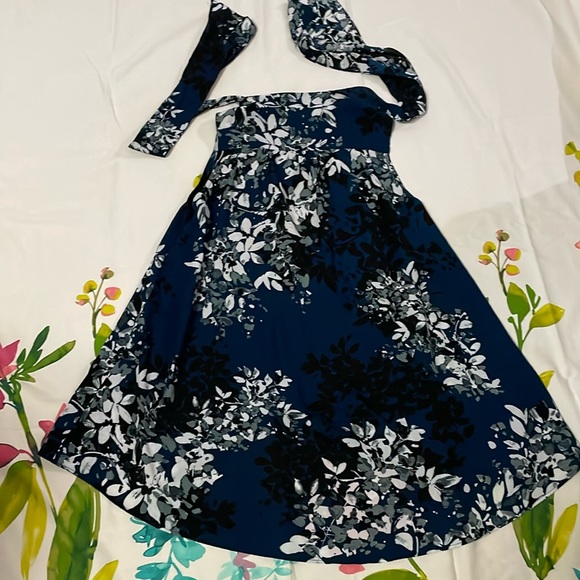 AQUA Baby doll/sleeveless top - Picture 2 of 5